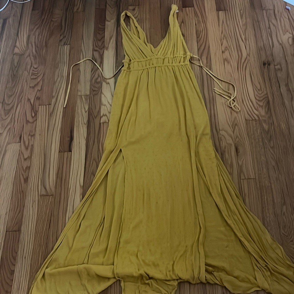 Yellow sundress
